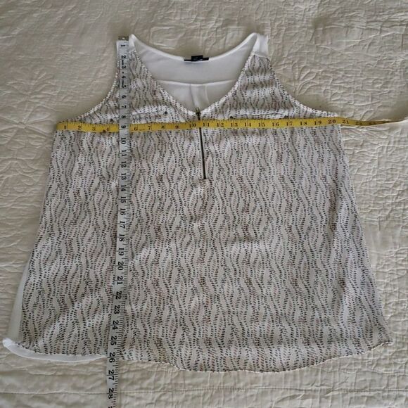 Metaphor Top  - Picture 9 of 13